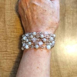 Vintage 1950s magnetic clasp bracelet